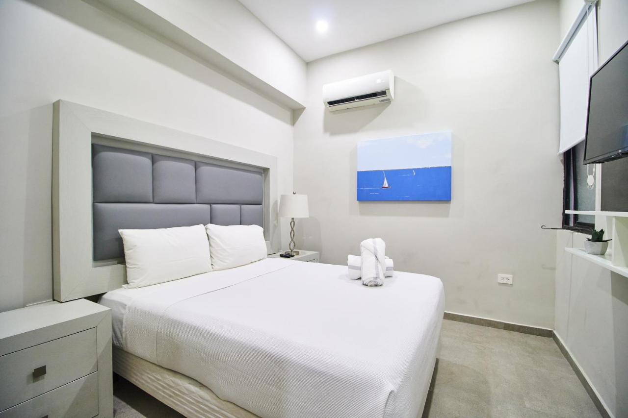 Torre 42 Playa Del Carmen By Lockey Aparthotel Buitenkant foto